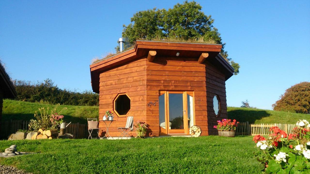 Treberfedd Farm Cottages And Cabins Λάμπετερ Εξωτερικό φωτογραφία